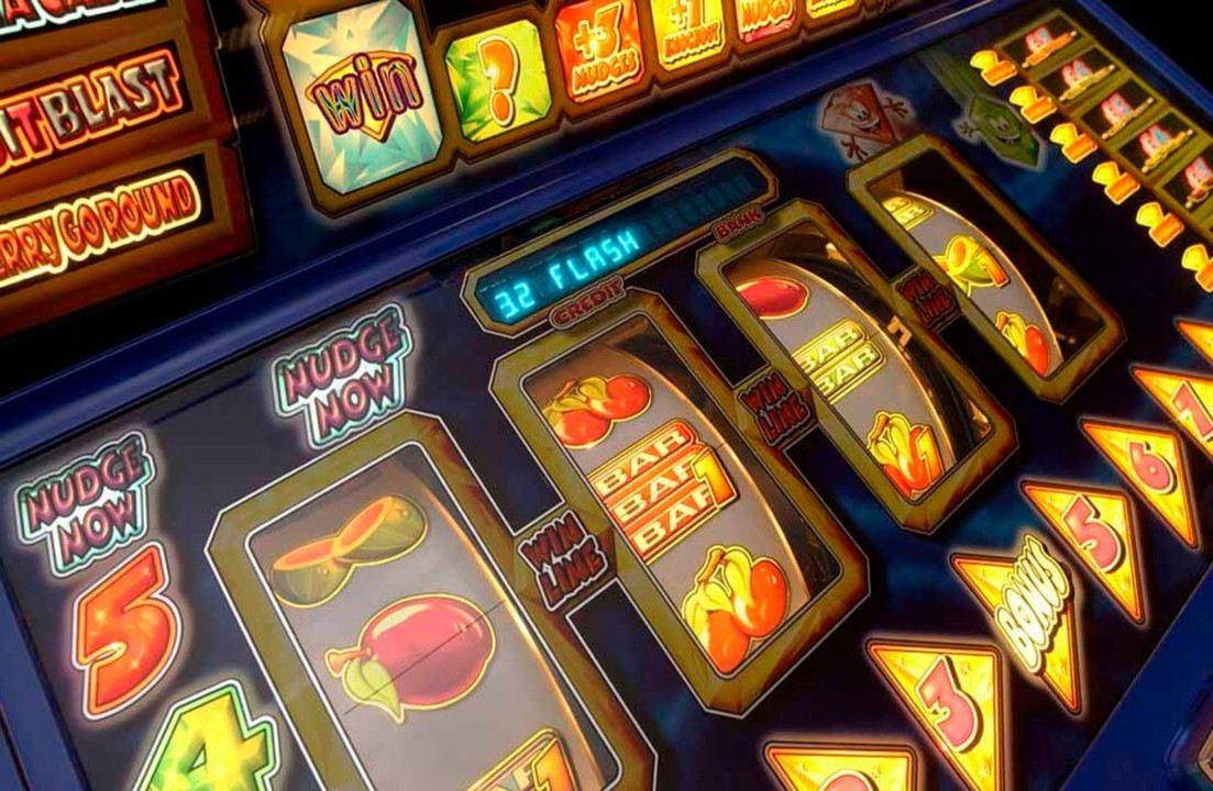 Kelebihan Bermain Slot Online Dibandingkan Casino Fisik